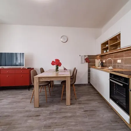 Jaro * Česká Skalice